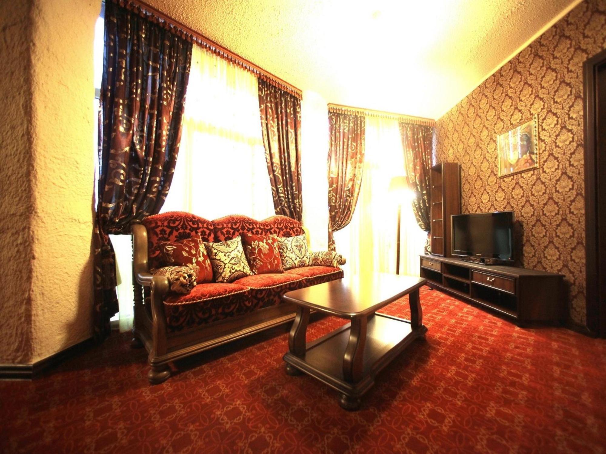 Hotel Kilikiya Užhorod Pokoj fotografie