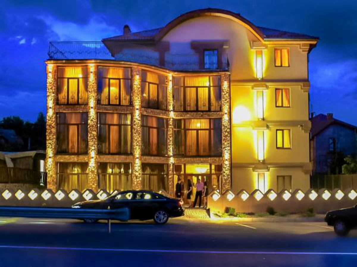 Hotel Kilikiya Užhorod Exteriér fotografie