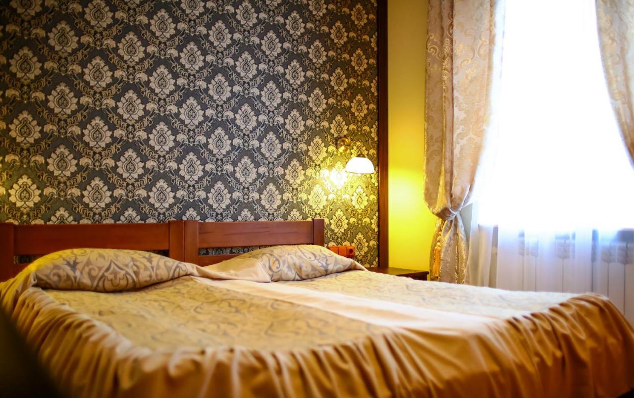 Hotel Kilikiya Užhorod Exteriér fotografie